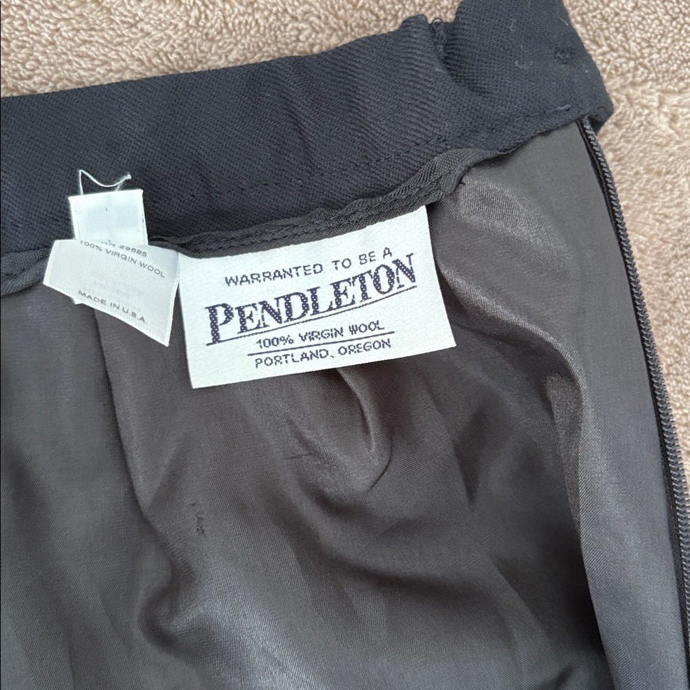 Pendleton Black Wool Garment - image 2